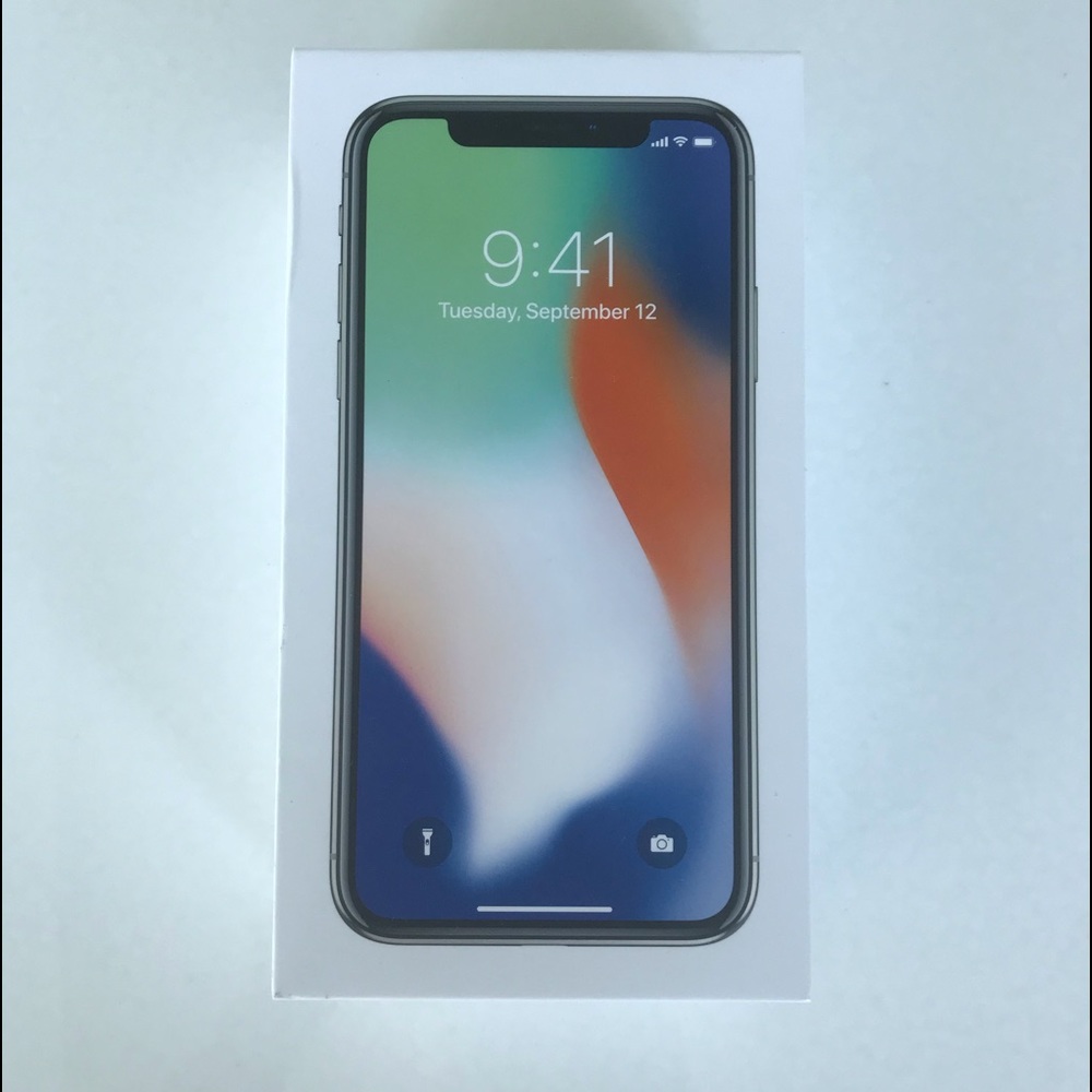 iPhone X 64GB Box - Brand-new!
